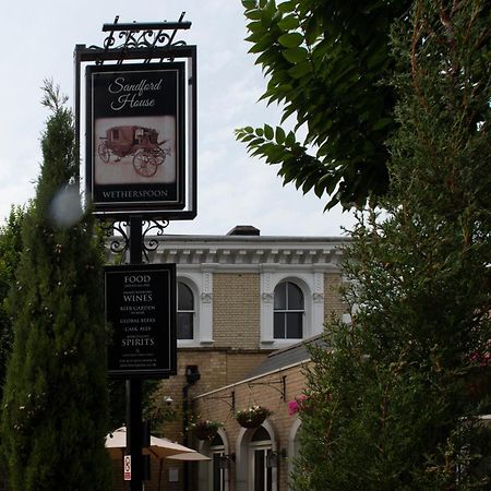 הנטיגדון Sandford House Hotel Wetherspoon מראה חיצוני תמונה
