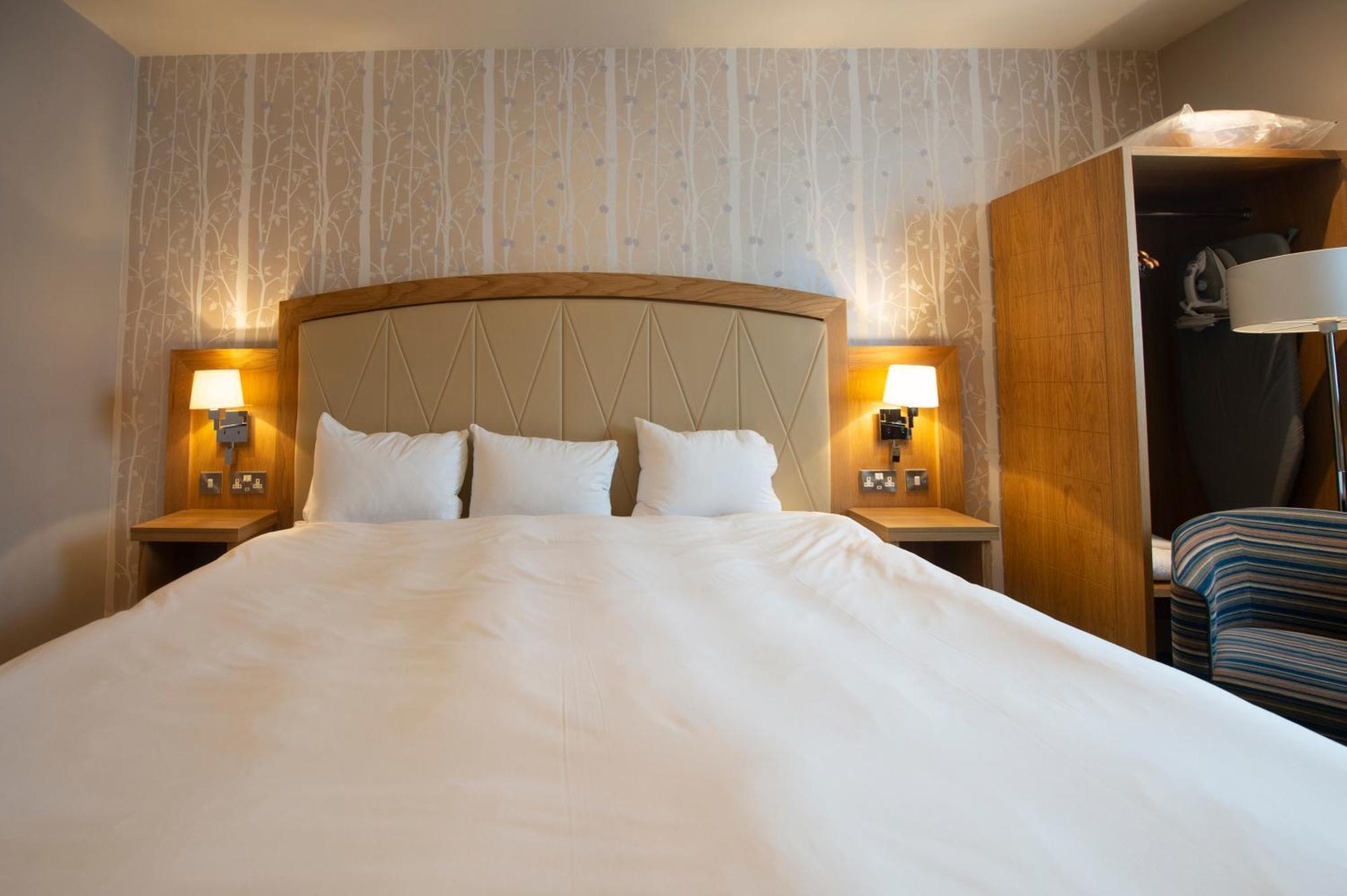 הנטיגדון Sandford House Hotel Wetherspoon מראה חיצוני תמונה