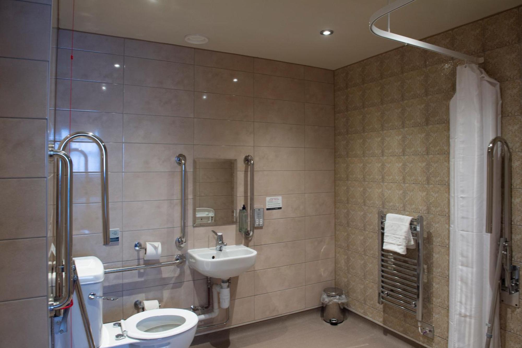 הנטיגדון Sandford House Hotel Wetherspoon מראה חיצוני תמונה