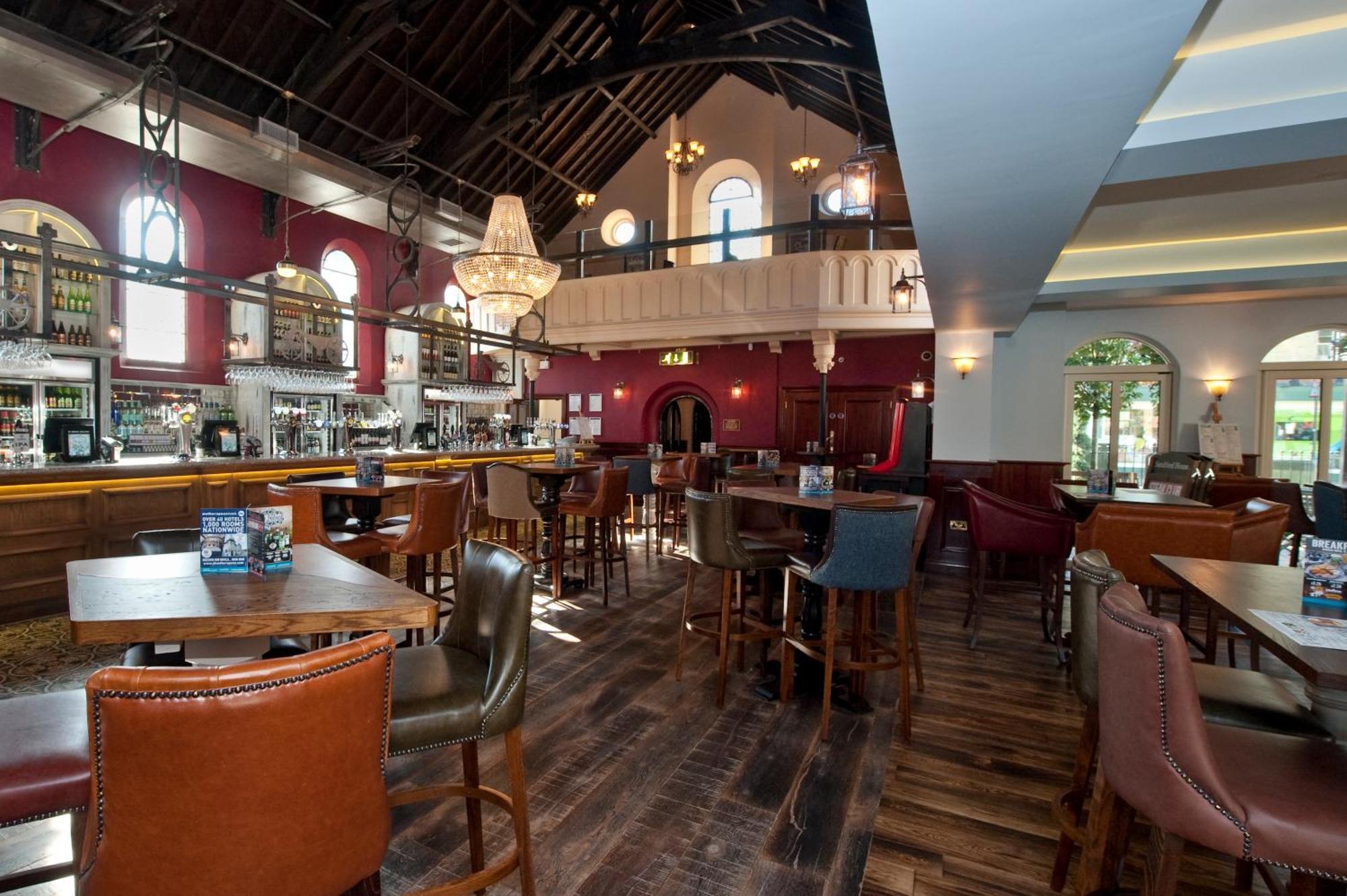 הנטיגדון Sandford House Hotel Wetherspoon מראה חיצוני תמונה