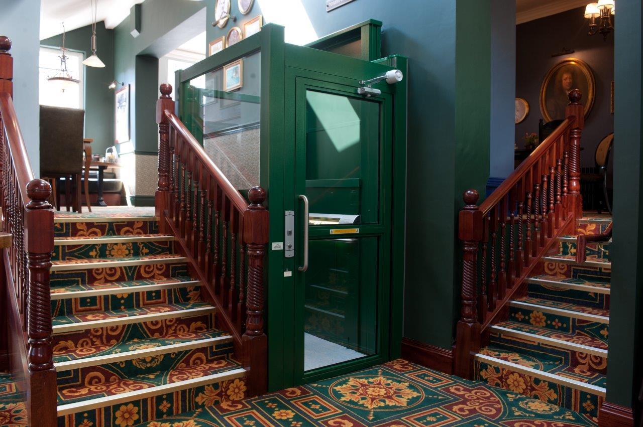הנטיגדון Sandford House Hotel Wetherspoon מראה חיצוני תמונה